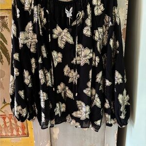 Tommy Bahama Black Metallic Ivory Floral Tie-Front Blouse